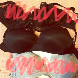 1 Victoria Secret plunge black bra